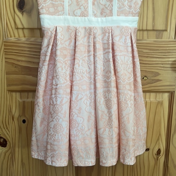 CALS Lace Corset Style Dress - Picture 3 of 8